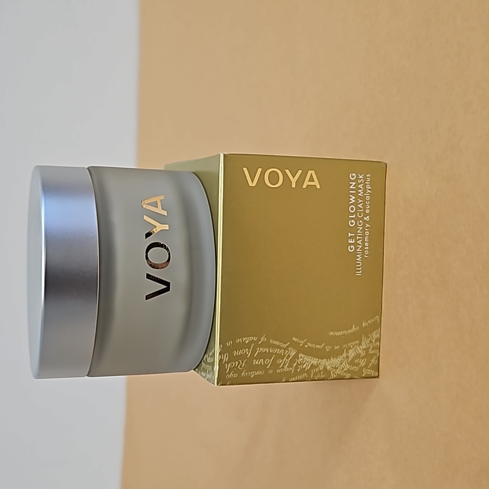 VOYA Get Glowing: Illuminating Clay Mask 50ml